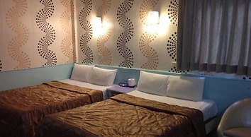 Reui Cheng Hotel