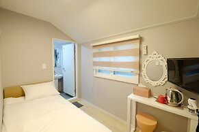 DAOL guest house