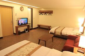 Buda Banai Homestay