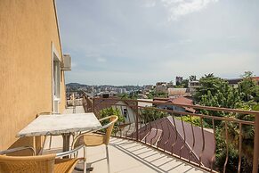 Vinograd Hotel