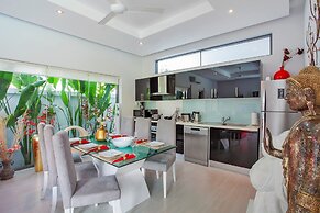 Isawan 2BR Salt Pool Villa in Baannaraya