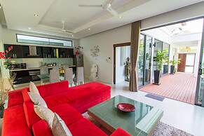 Isawan 2BR Salt Pool Villa in Baannaraya