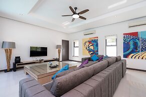 Villa Destiny