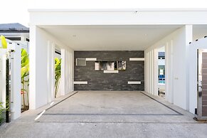 Villa Destiny