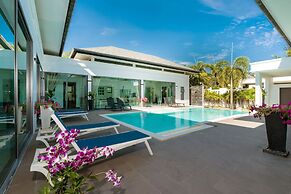 Villa Destiny