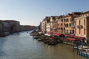 Riva del Vin Boutique Hotel