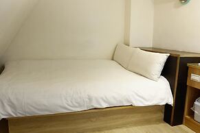 D.Y. Hotel