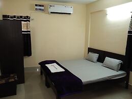 The Salvation Army Red  Shield Guest House - Hostel