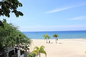 Laiya White Cove Beach Resort