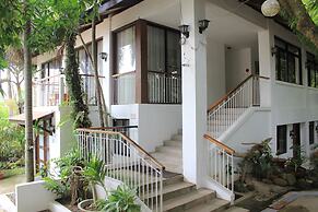 Laiya White Cove Beach Resort