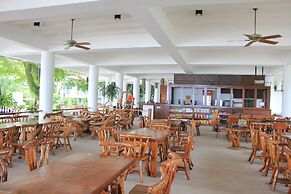 Laiya White Cove Beach Resort