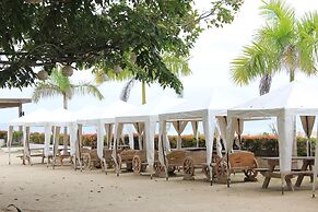 Laiya White Cove Beach Resort