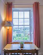 East Wing Apartment