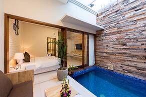 Paisa Seminyak Living