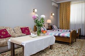 Jipek Joli Inn