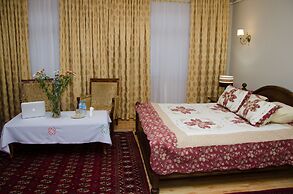 Jipek Joli Inn