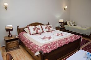 Jipek Joli Inn