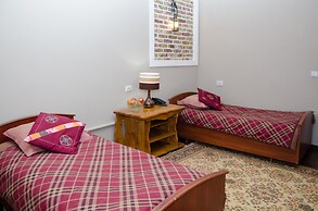 Jipek Joli Inn