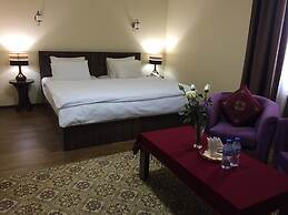 Jipek Joli Inn
