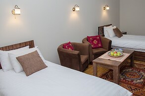 Jipek Joli Inn