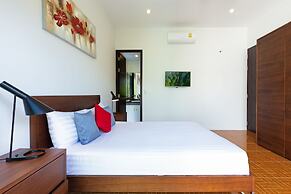 Tropical Stay at 2BR Pool Villa Greens 8