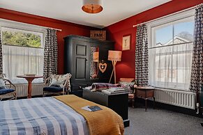 One Drake Road Hotel