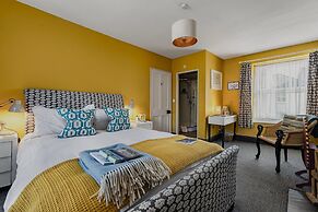 One Drake Road Hotel