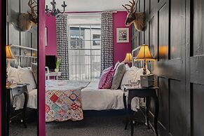 One Drake Road Hotel