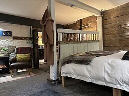 One Drake Road Hotel