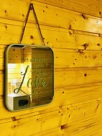 Blu Cabin Ari Stylish Gay Poshtel