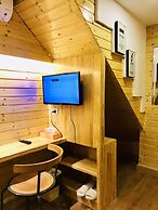 Blu Cabin Ari Stylish Gay Poshtel