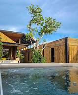 Blu Cabin Ari Stylish Gay Poshtel