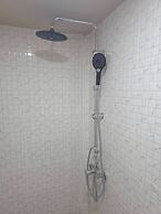Blu Cabin Ari Stylish Gay Poshtel