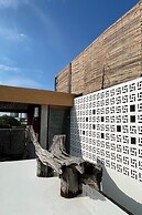 Blu Cabin Ari Stylish Gay Poshtel