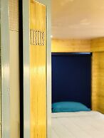 Blu Cabin Ari Stylish Gay Poshtel