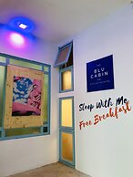 Blu Cabin Ari Stylish Gay Poshtel