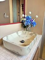 Blu Cabin Ari Stylish Gay Poshtel
