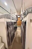 Blu Cabin Ari Stylish Gay Poshtel