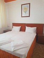 Paradise Hotel