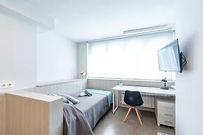 Residencia Universitaria Resa Claudio Coello - Campus Accomodation