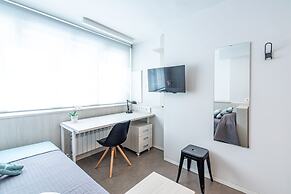 Residencia Universitaria Resa Claudio Coello - Campus Accomodation