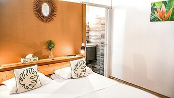 Hotel OASIS