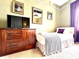 Colthrop Manor