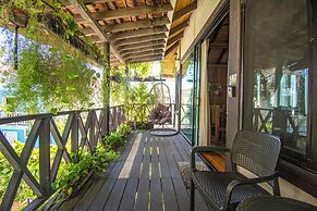 Alicat Villas