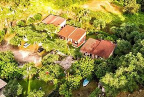 Anneta Studios