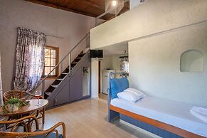 Anneta Studios