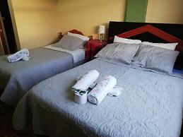 Artesonraju Hostel Huaraz