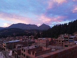 Artesonraju Hostel Huaraz
