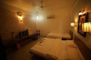 Hotel Surbhi