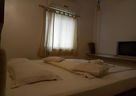 Hotel Surbhi